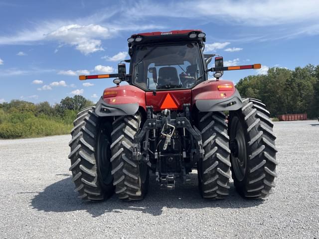 Image of Case IH Magnum 340 equipment image 3