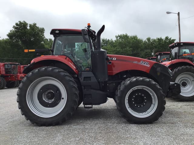 Image of Case IH Magnum 340 equipment image 1