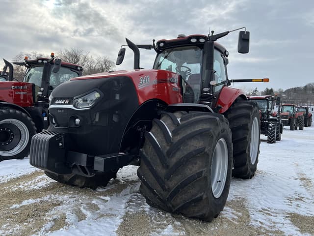 Image of Case IH Magnum 340 equipment image 1