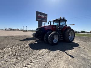 2023 Case IH Magnum 340 Image