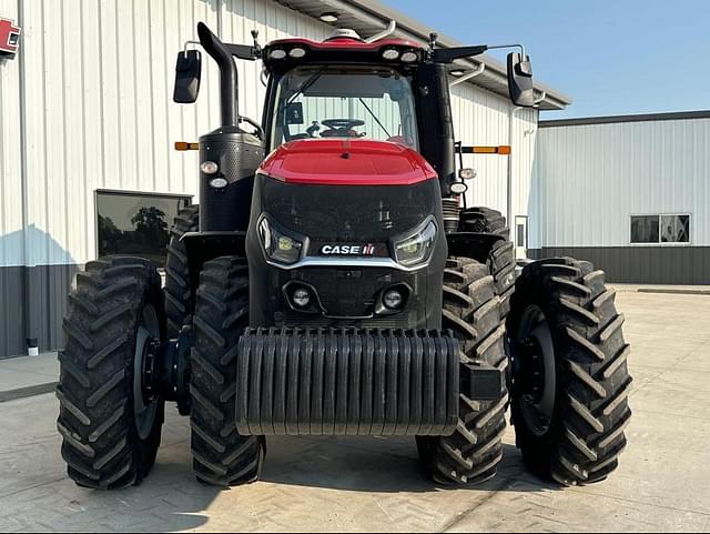 Image of Case IH Magnum 340 equipment image 1