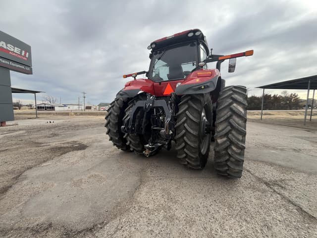 Image of Case IH Magnum 340 equipment image 4