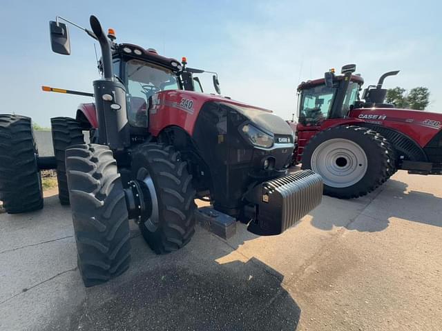 Image of Case IH Magnum 340 equipment image 1