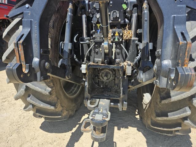 Image of Case IH Magnum 340 equipment image 4