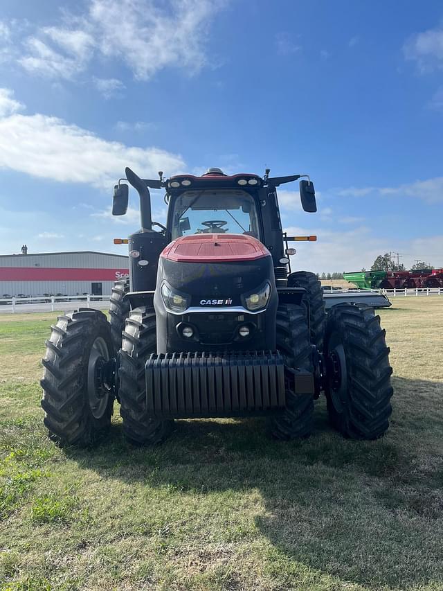 Image of Case IH Magnum 340 equipment image 1