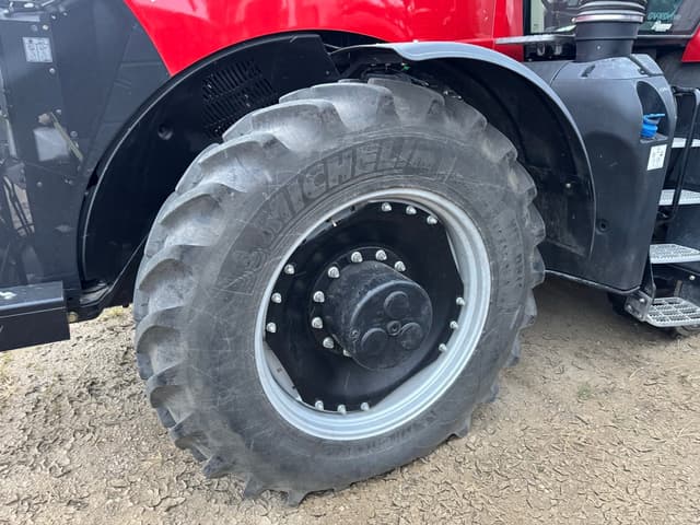 Image of Case IH Magnum 340 equipment image 2