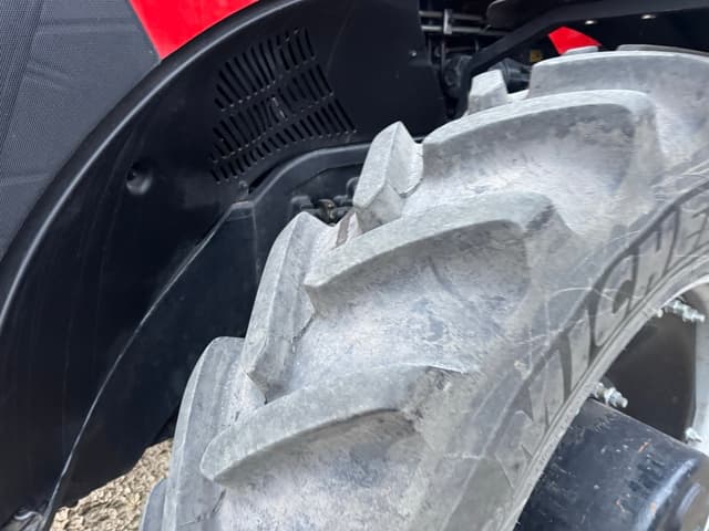 Image of Case IH Magnum 340 equipment image 3