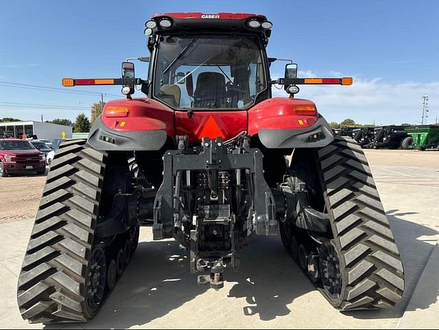 Image of Case IH Magnum 380 equipment image 3