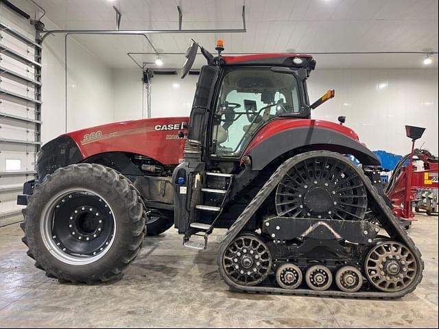 Image of Case IH Magnum 380 equipment image 4