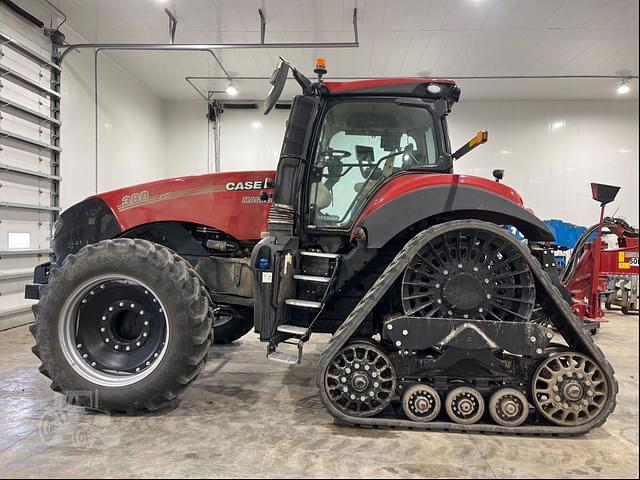 Image of Case IH Magnum 380 equipment image 4