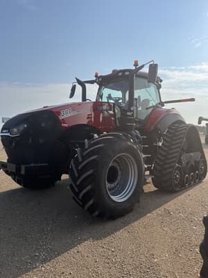 2023 Case IH Magnum 380 RowTrac Image