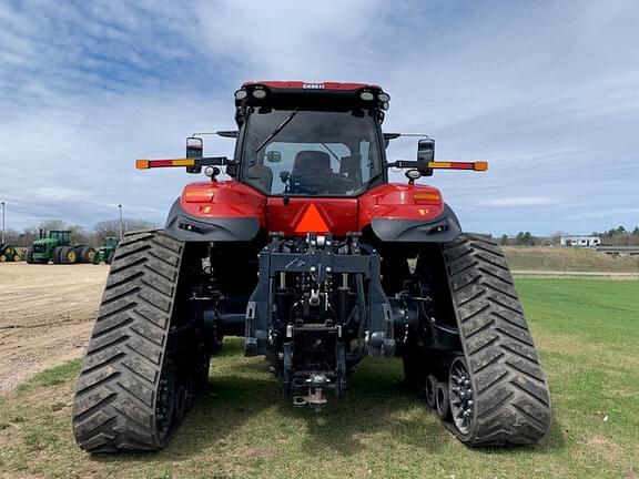 Image of Case IH Magnum 380 RowTrac equipment image 3