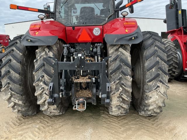 Image of Case IH Magnum 380 equipment image 3