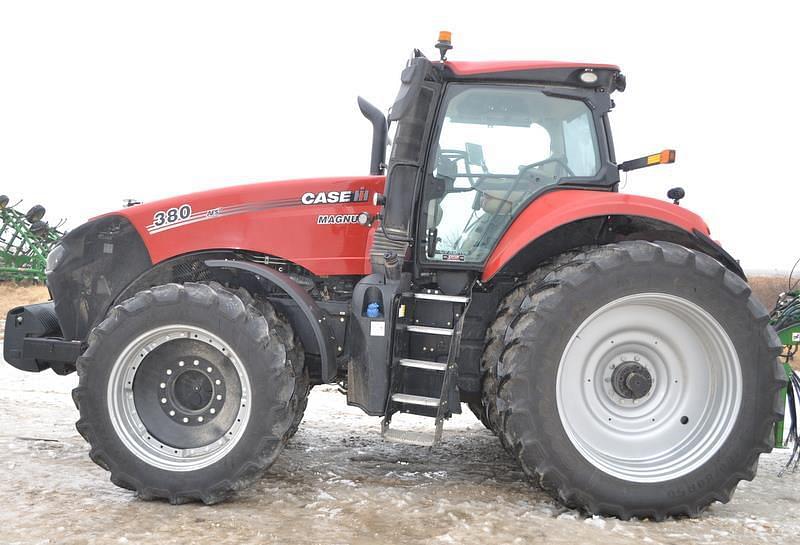 Image of Case IH Magnum 380 Primary image