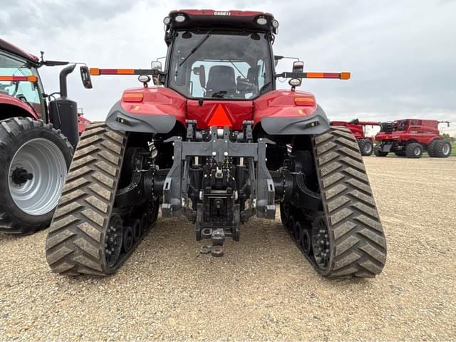 Image of Case IH Magnum 380 RowTrac equipment image 2