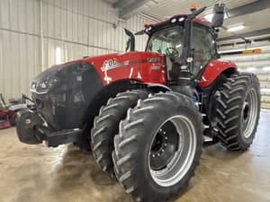 2023 Case IH Magnum 400 Image