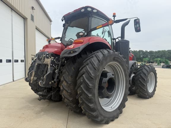 Image of Case IH Magnum 400 equipment image 2