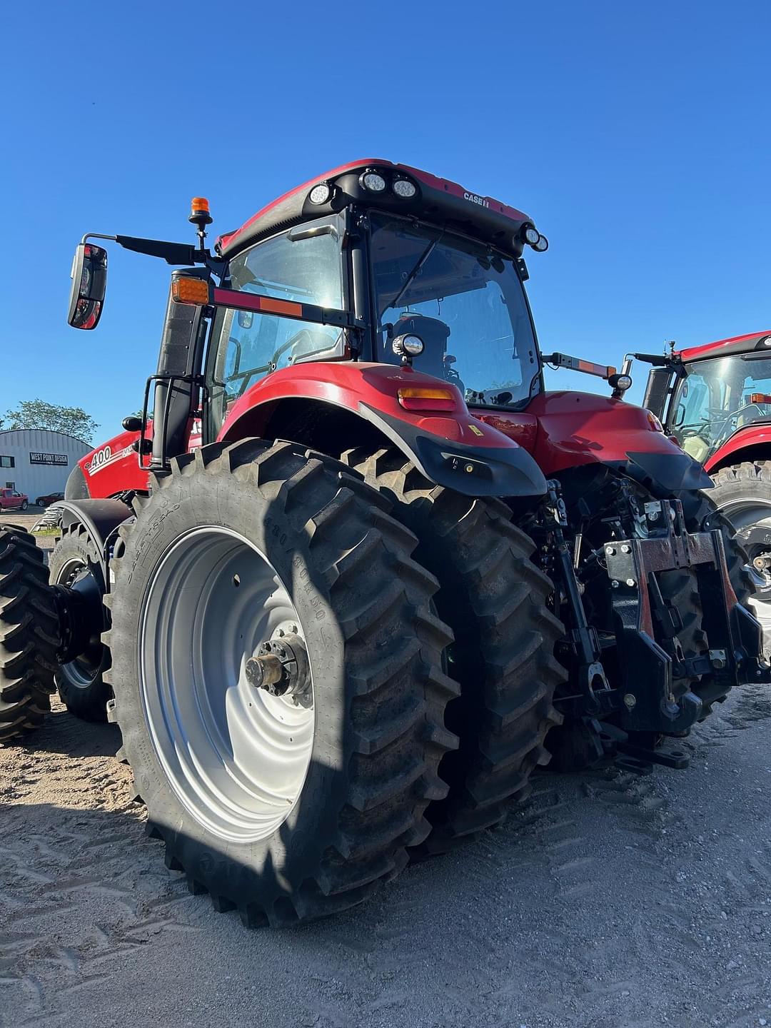 Image of Case IH Magnum 400 Image 1