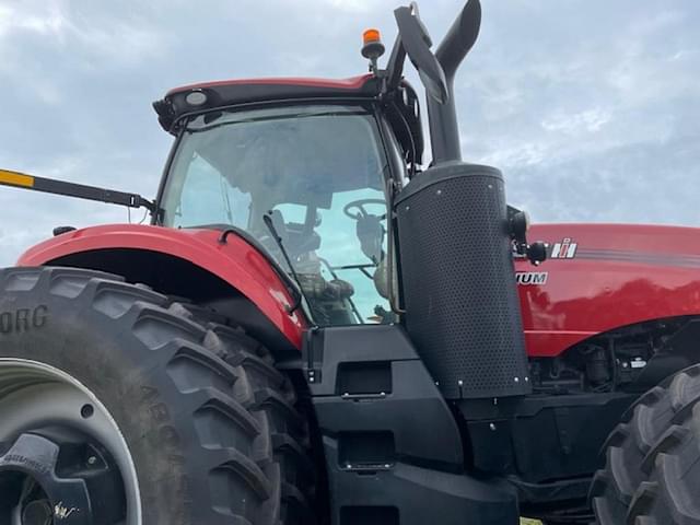 Image of Case IH Magnum 400 equipment image 2