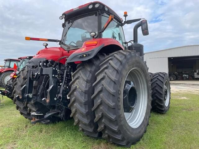 Image of Case IH Magnum 400 equipment image 3