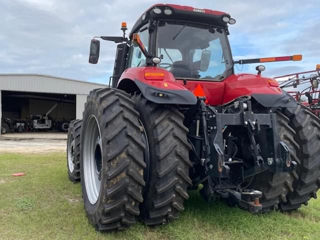 Image of Case IH Magnum 400 equipment image 1