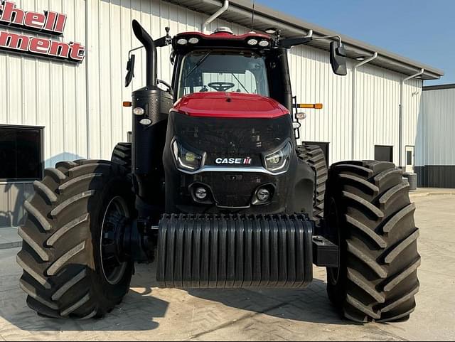 Image of Case IH Magnum 400 Rowtrac equipment image 1