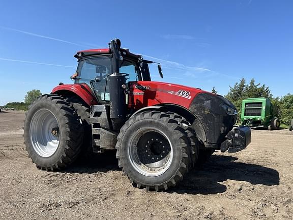 Image of Case IH Magnum 400 equipment image 1