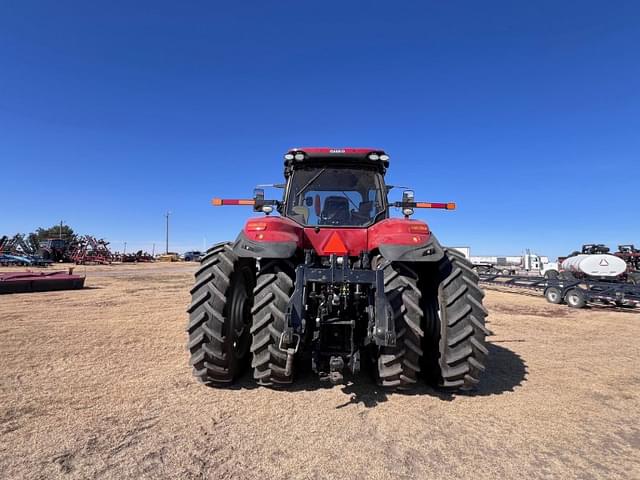 Image of Case IH Magnum 400 equipment image 3