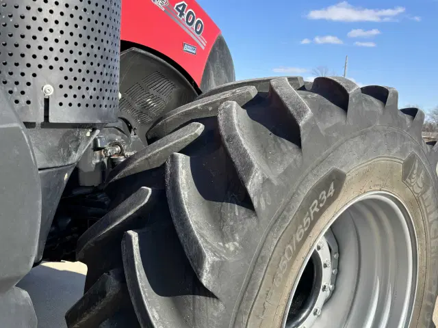 Image of Case IH Magnum 400 Rowtrac equipment image 4