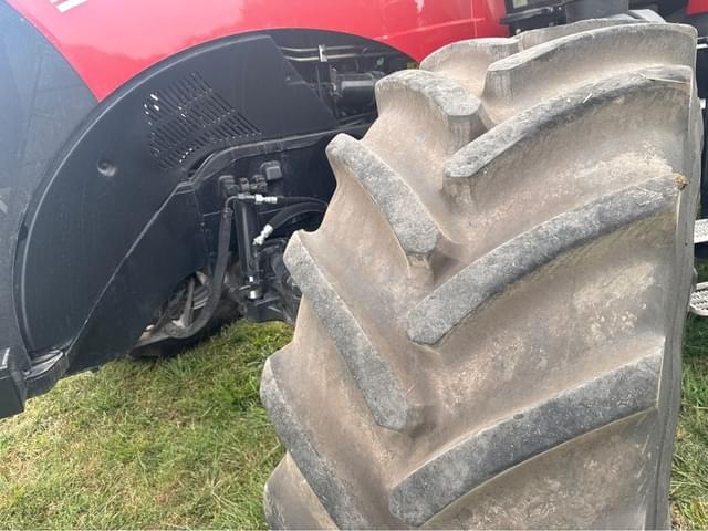 Image of Case IH Magnum 400 Rowtrac equipment image 1