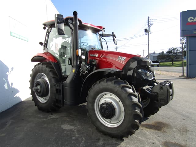Image of Case IH Maxxum 125 equipment image 3