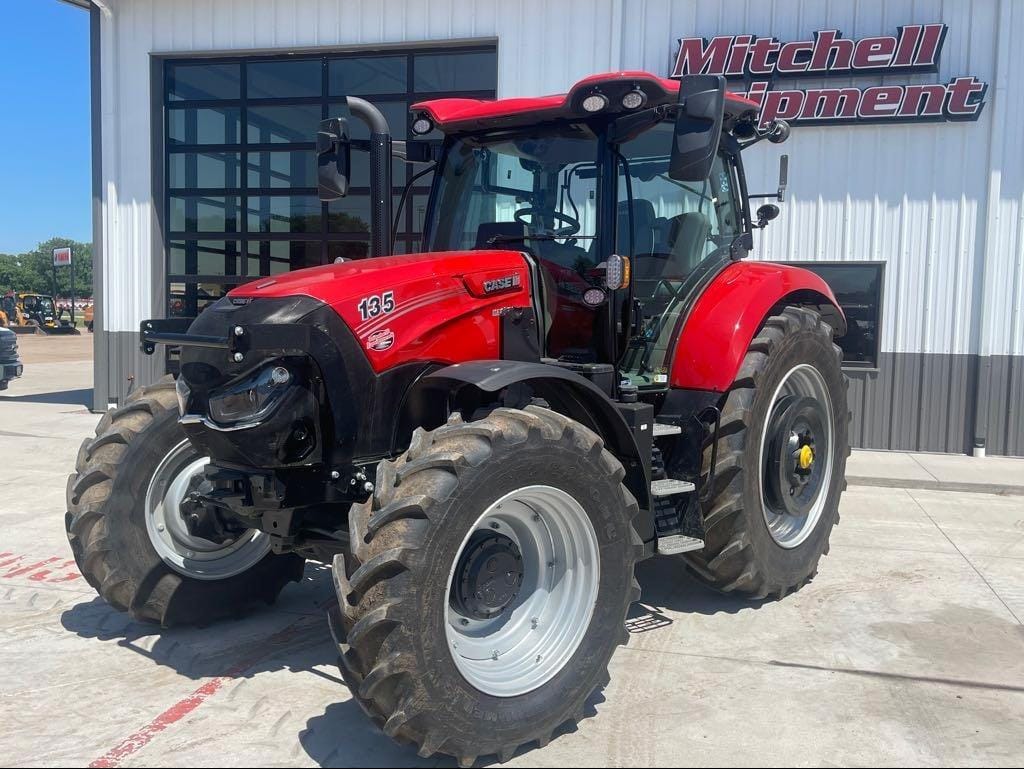 2023 Case IH Maxxum 135 Equipment Image0