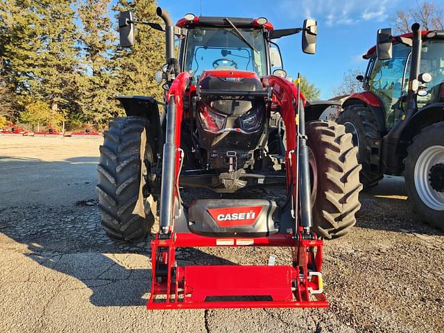 Image of Case IH Maxxum 135 equipment image 4