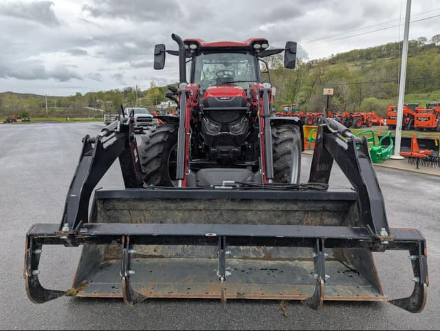 Image of Case IH Maxxum 150 equipment image 2