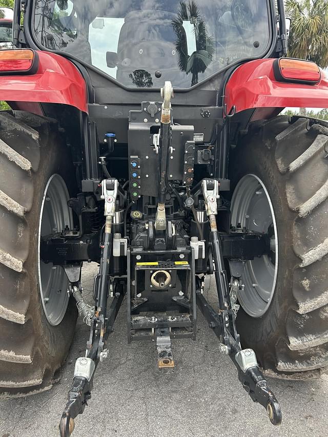 Image of Case IH Maxxum 150 equipment image 4