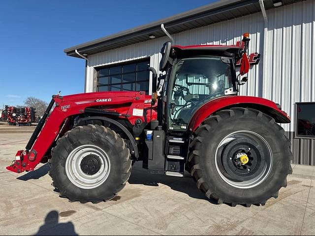 Image of Case IH Maxxum 150 equipment image 2