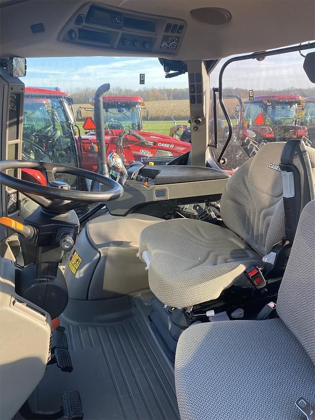 Image of Case IH Maxxum 150 equipment image 4