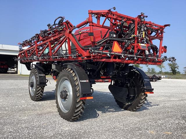 Image of Case IH Patriot 4350 equipment image 4