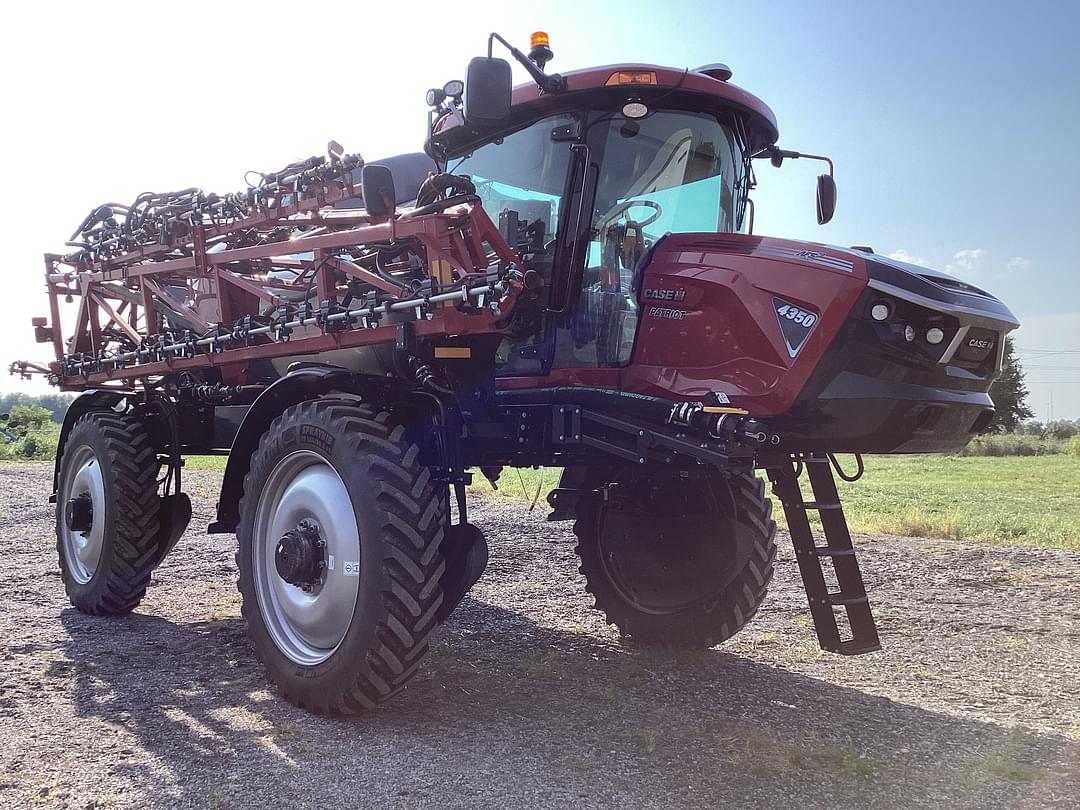 Image of Case IH Patriot 4350 Image 0