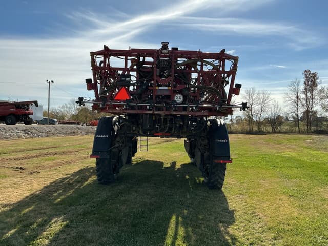 Image of Case IH Patriot 3250 equipment image 3