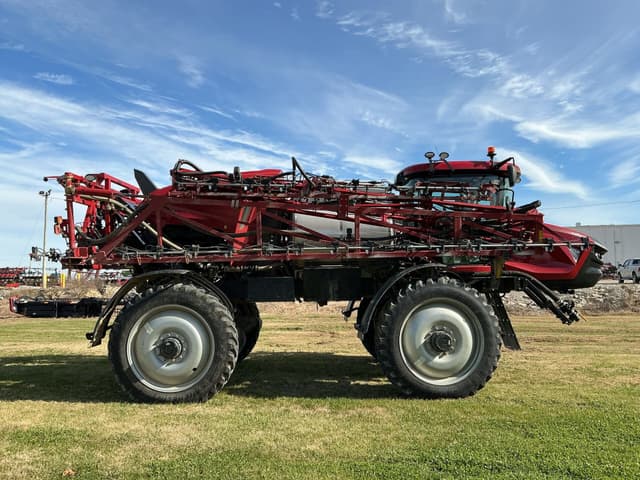 Image of Case IH Patriot 3250 equipment image 1