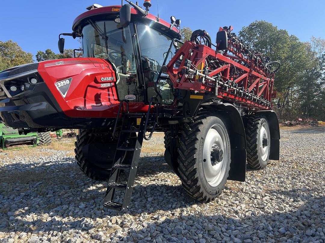 Image of Case IH Patriot 3250 Primary image