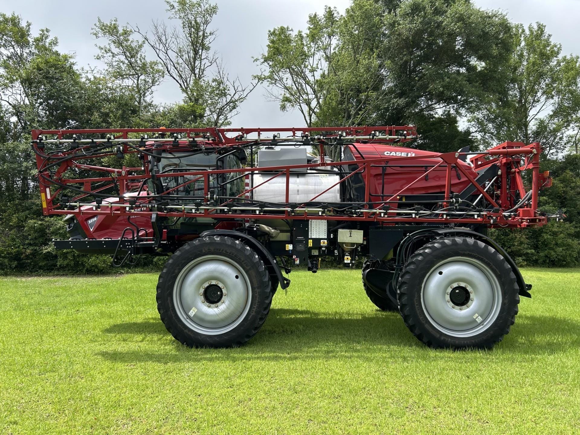 2023 Case IH Patriot 3250 Equipment Image0