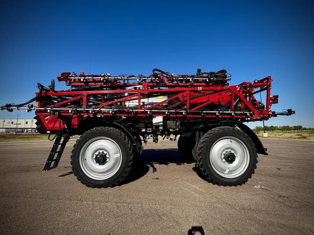 Image of Case IH Patriot 3250 equipment image 1