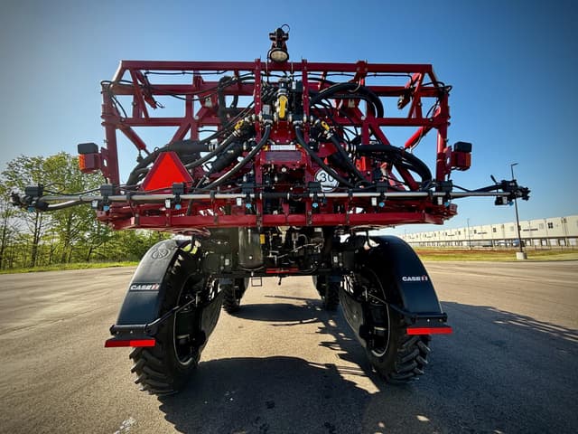Image of Case IH Patriot 3250 equipment image 3
