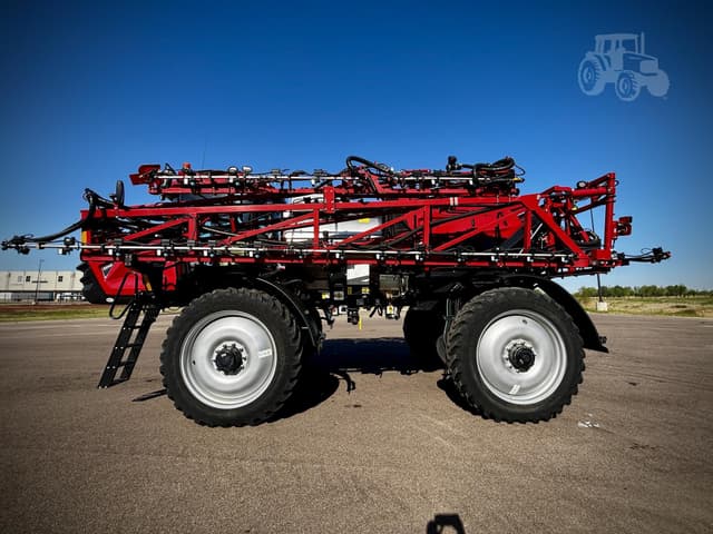Image of Case IH Patriot 3250 equipment image 1