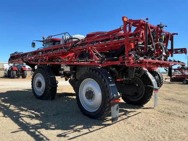 Image of Case IH Patriot 4350 equipment image 3