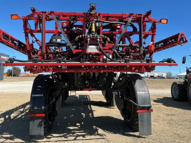 Image of Case IH Patriot 4350 equipment image 4