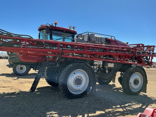 Image of Case IH Patriot 4350 equipment image 2