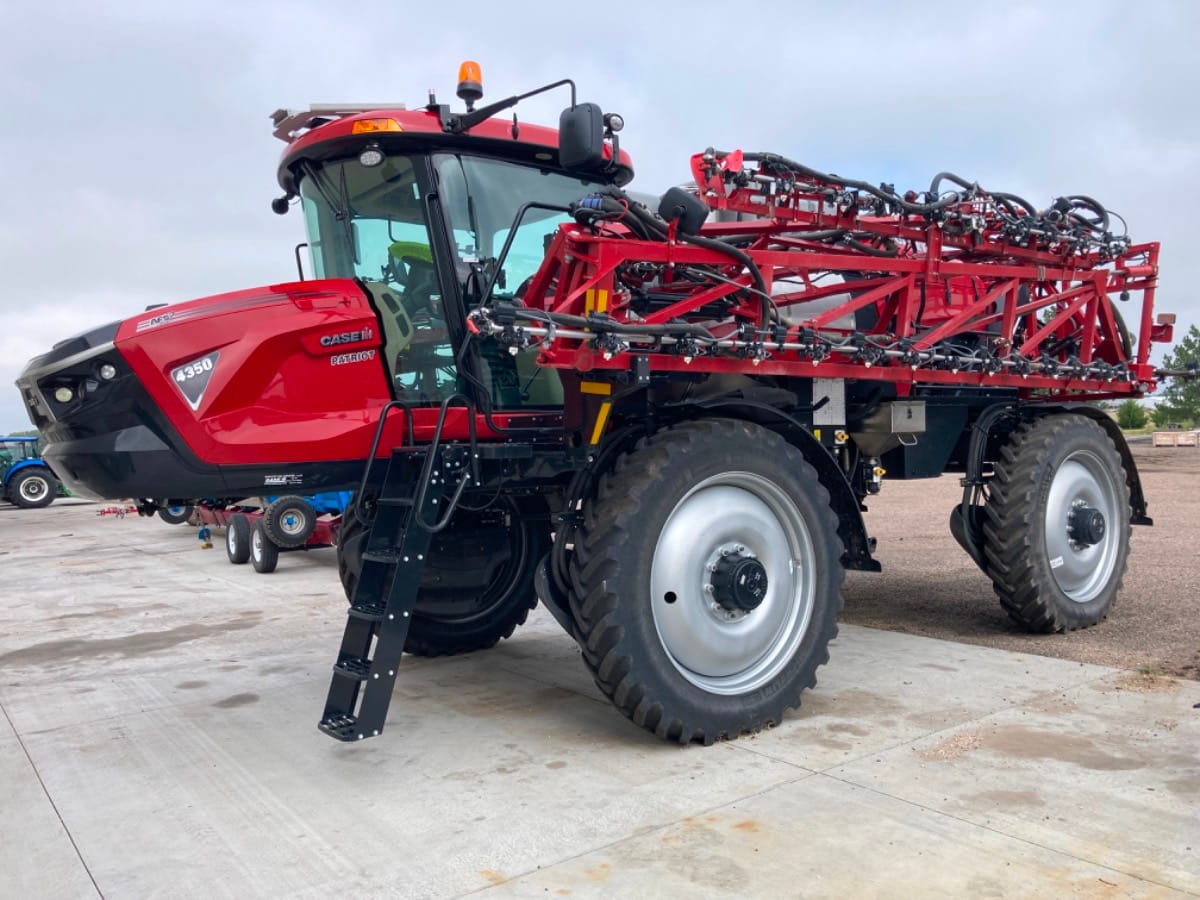 2023 Case IH Patriot 4350 Equipment Image0